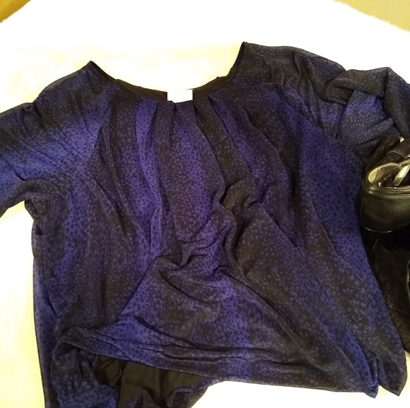 Career Top - Picture 2 of 4